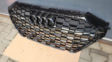 Atrapa chłodnicy GRILL Audi RSQ3 83A 19- Q3 RS 83A853651D ORYGINAŁ NOWY !!!