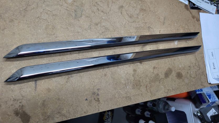 Chrom TYŁ Skoda Octavia 5E3 III Lift OE 5E3867460 5E3867460B