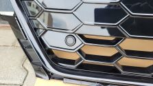 Atrapa chłodnicy GRILL Audi A4 B9 8W0 BLACK PDC QUATTRO 8W0853651EB DT NOWA
