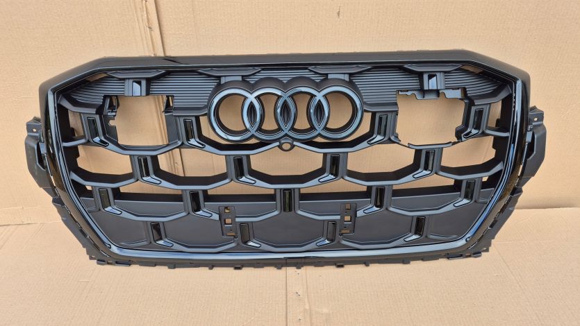Atrapa chłodnicy GRILL Audi SQ7 Q7 II 4M0 LIFT 2023- OE 4M0853651BD NOWA !!