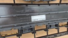 Atrapa chłodnicy GRILL Audi A4 B9 8W LIFT 19- QUATTRO + PDC OE FULL BLACK !