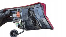 Lampa PRAWA PRAWY TYŁ Tylna Kia Ceed III 3 HB 18- OE 92402-J7050 IDEALNA !