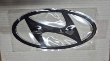 Znaczek Emblemat Logo PRZÓD Grill Hyundai Tucson IV LIFT 2024- SREBRNY NOWY