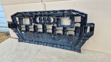 Atrapa chłodnicy GRILL Audi Q7 II 4M0 LIFT 23- S-LINE OE 4M0853651BE CHROM
